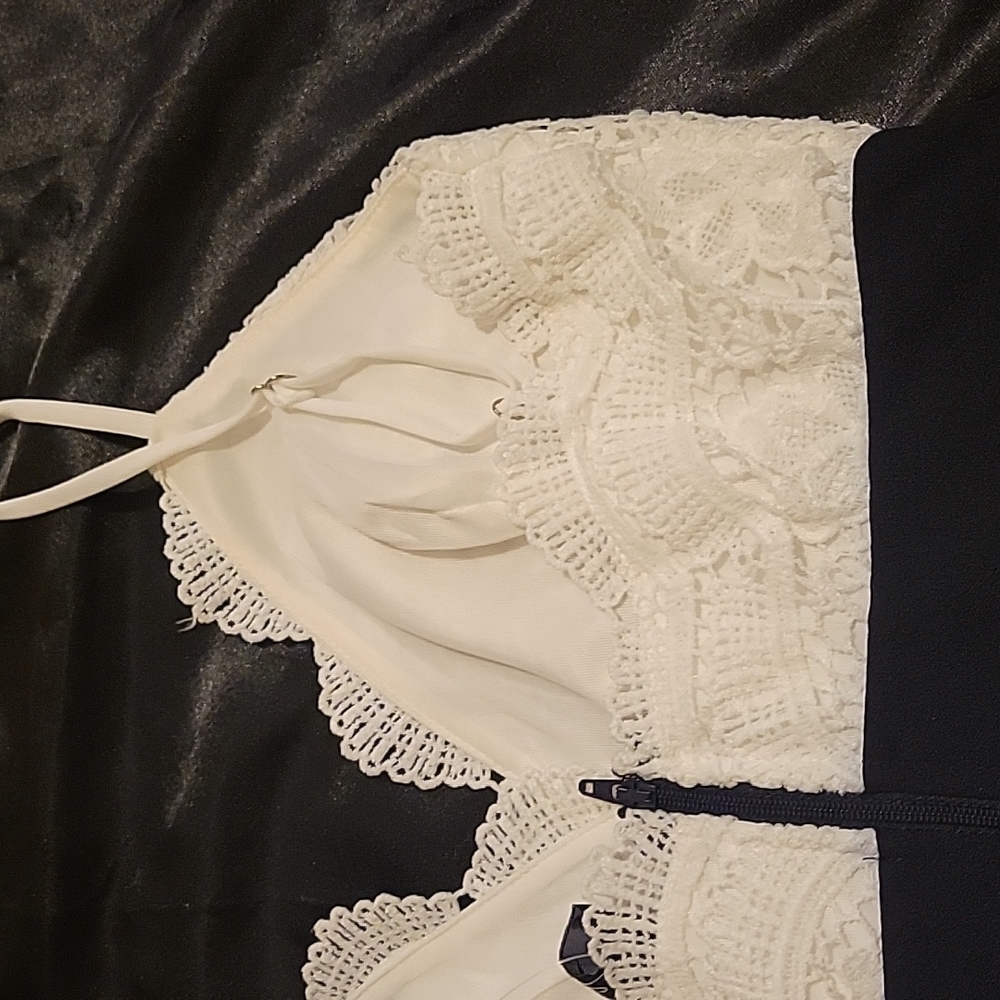 Dress - Picture 12 of 16